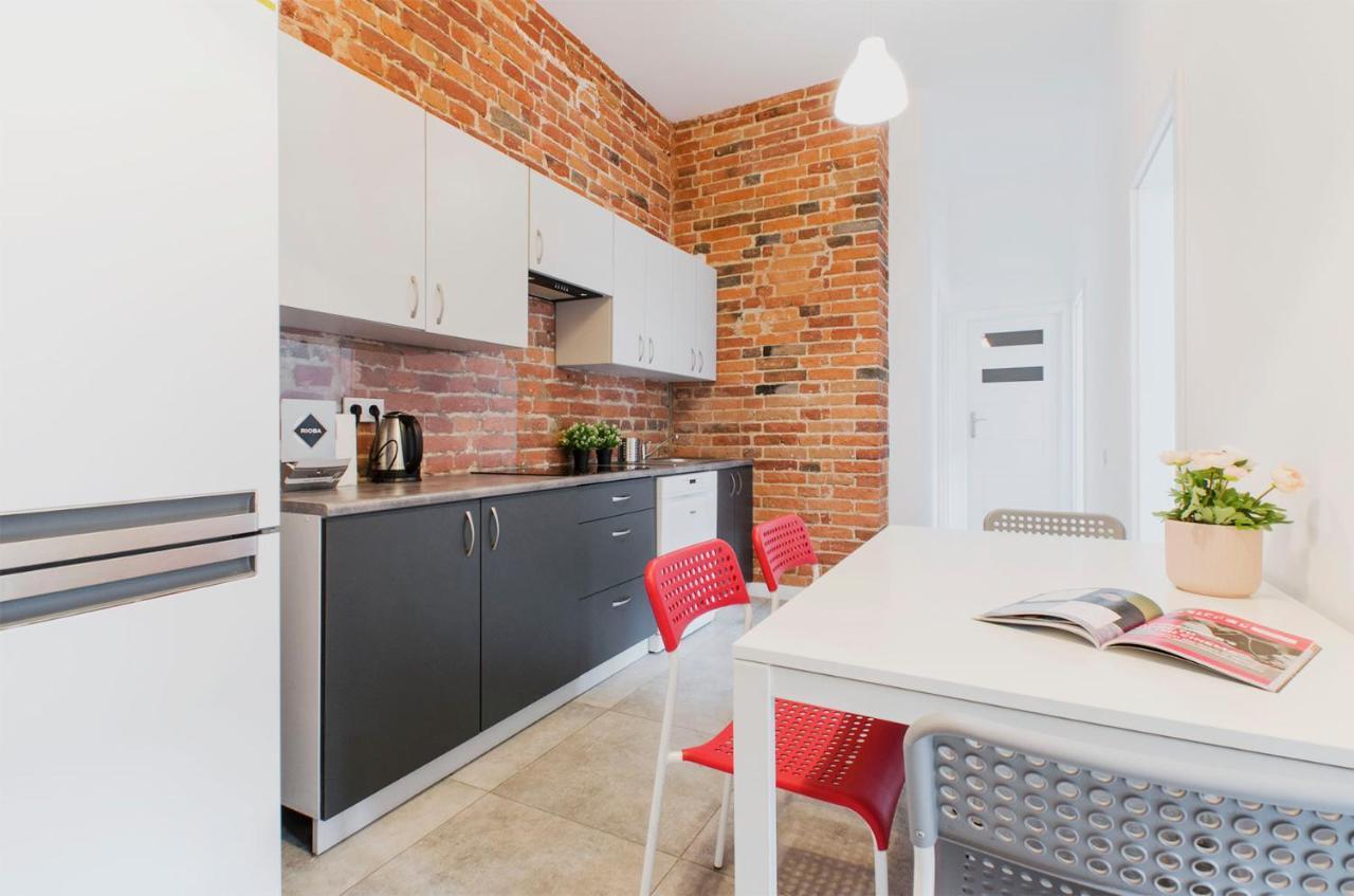 Apartstate Rooms On Wschodnia, 36 ウッチ エクステリア 写真